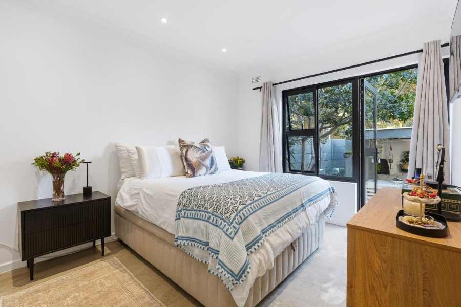 2 Bedroom Property for Sale in Lakeside Western Cape